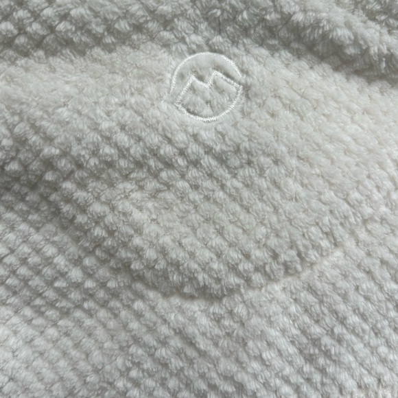 Magellan Outdoors Women’s Classic Fit 1/4 Zip Fleece Small Sweater Pullover B3 - Picture 7 of 7